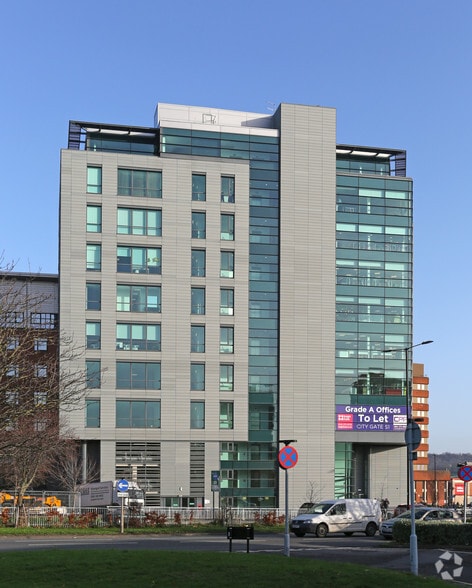 8 St Marys Gate, Sheffield to rent - Building Photo - Image 3 of 10