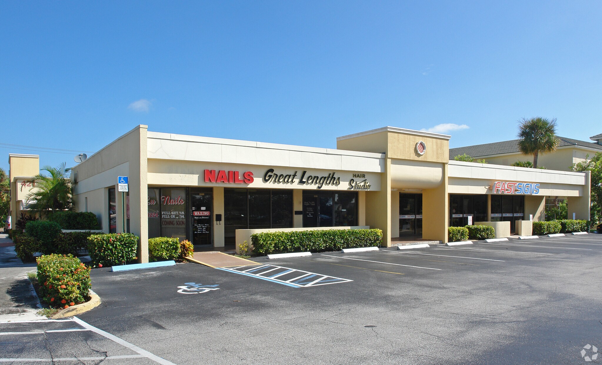 421 Northlake Blvd, North Palm Beach, FL for sale Primary Photo- Image 1 of 1