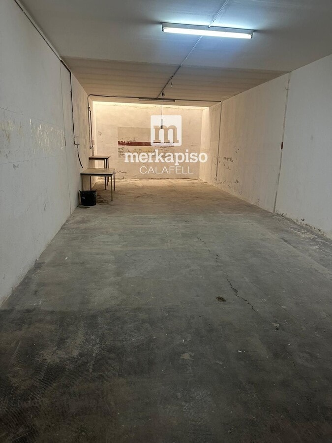 Viladecans, BAR 08840 - - - Interior Photo - Image 1 of 1