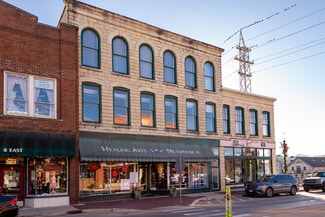 More details for 4 E Wilson St, Batavia, IL - Retail for Sale