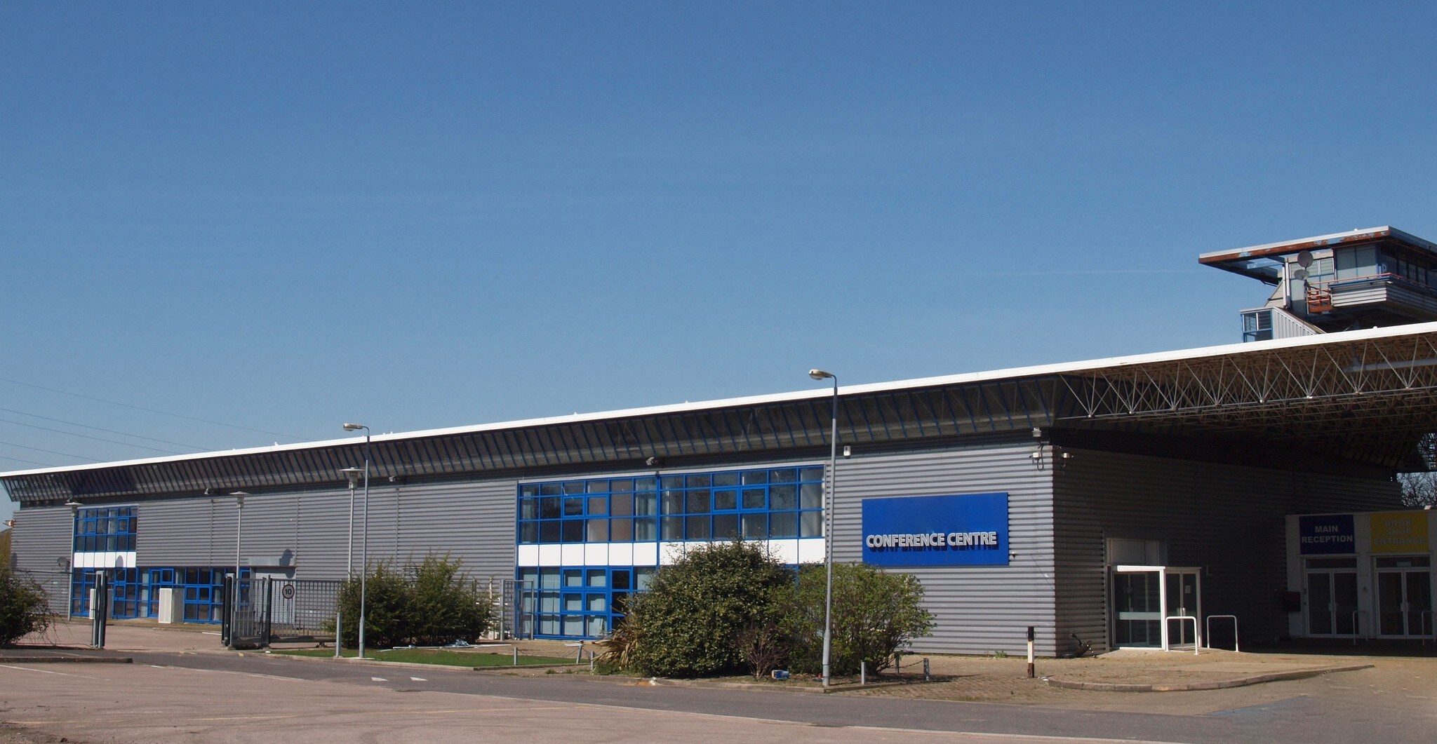 Cheriton High St, Folkestone to rent Primary Photo- Image 1 of 8