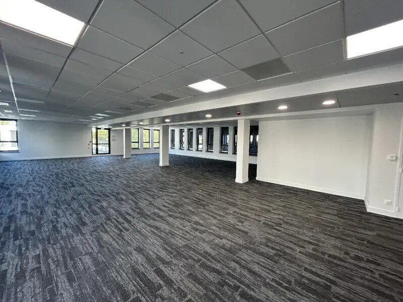 35-37 Rue Louis Guérin, Villeurbanne to rent Interior Photo- Image 1 of 2