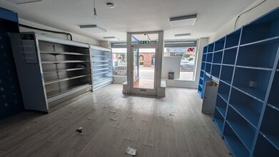 Bridge Street, Taunton to rent Interior Photo- Image 2 of 4