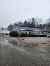 414 Rt-125, Brentwood, NH for rent Building Photo- Image 1 of 8