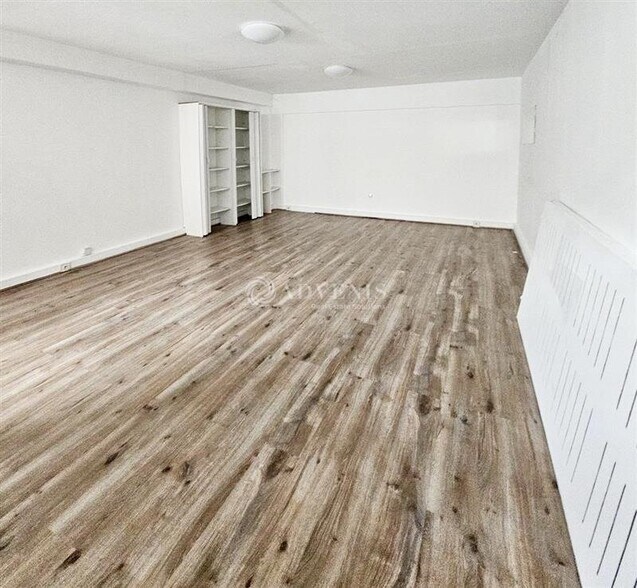 26 Rue Pierre Sémard, Châtillon to rent - Building Photo - Image 1 of 5