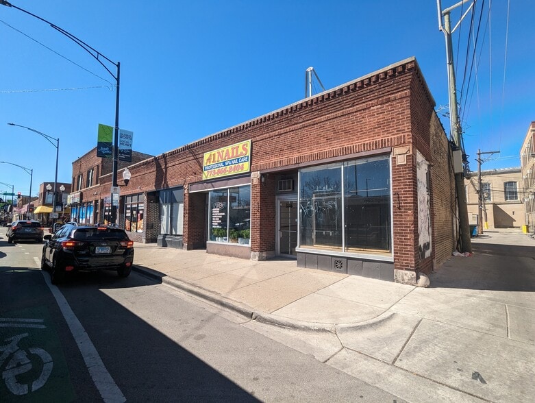 3146-3158 W Montrose Ave, Chicago, IL to rent - Building Photo - Image 1 of 4