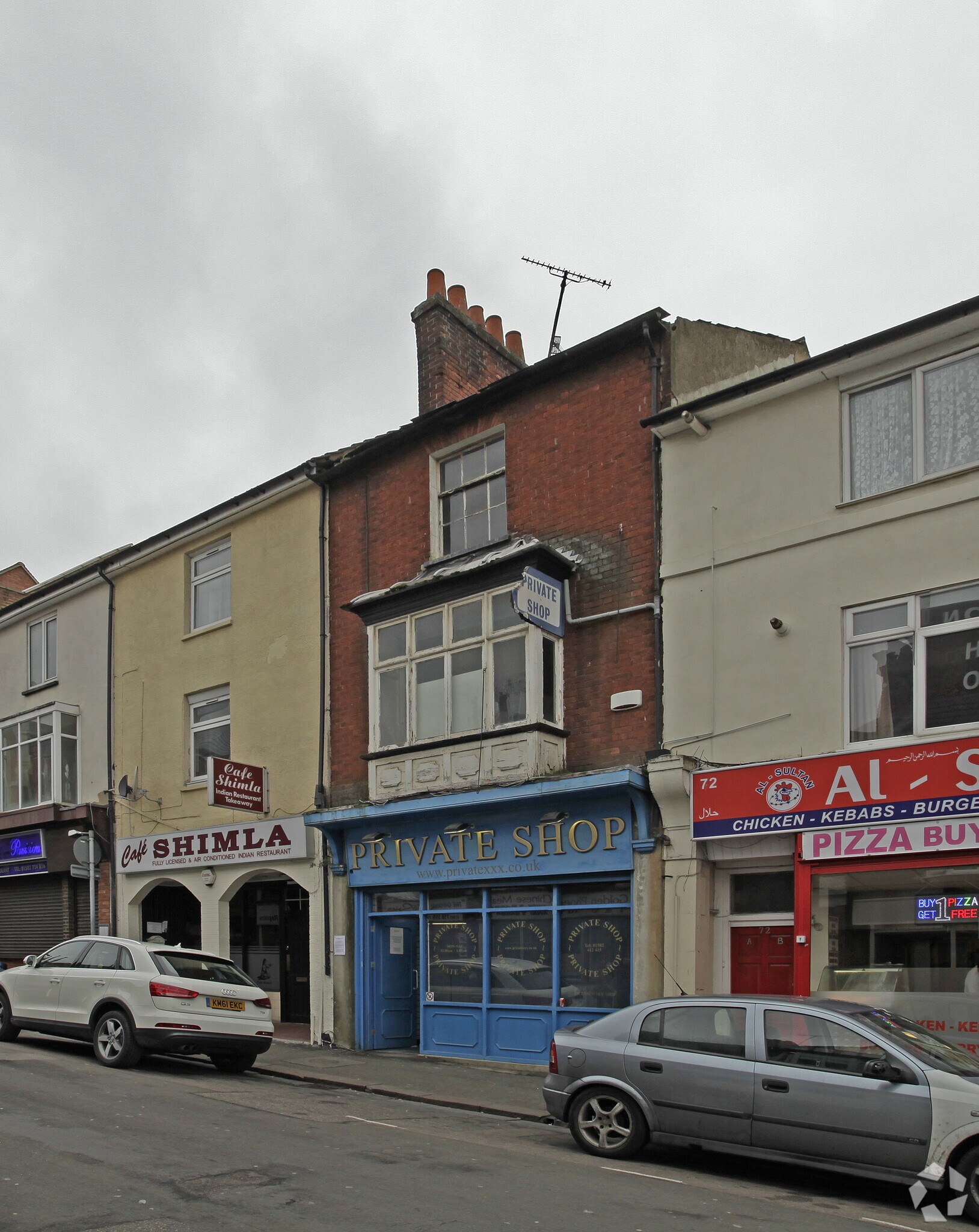 74 Wellington St, Luton for sale Primary Photo- Image 1 of 2