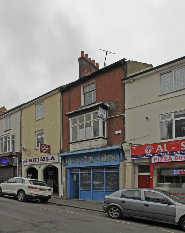 More details for 74 Wellington St, Luton - Retail for Sale