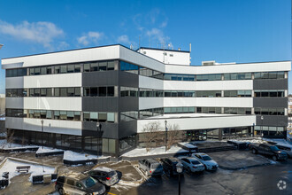 302 Town Centre Blvd N, Markham, ON for rent Building Photo- Image 1 of 5