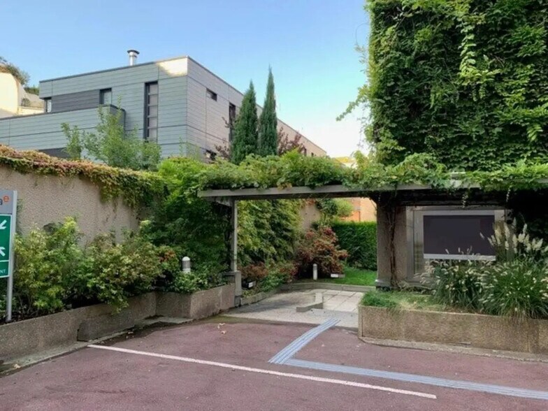 54-56 Rue De Billancourt, Boulogne-Billancourt to rent - Building Photo - Image 3 of 15