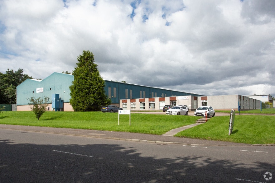 FIFE INDUSTRIAL INVESTMENT PORTFOLIO portfolio of 3 properties for sale on LoopNet.co.uk - Building Photo - Image 2 of 2