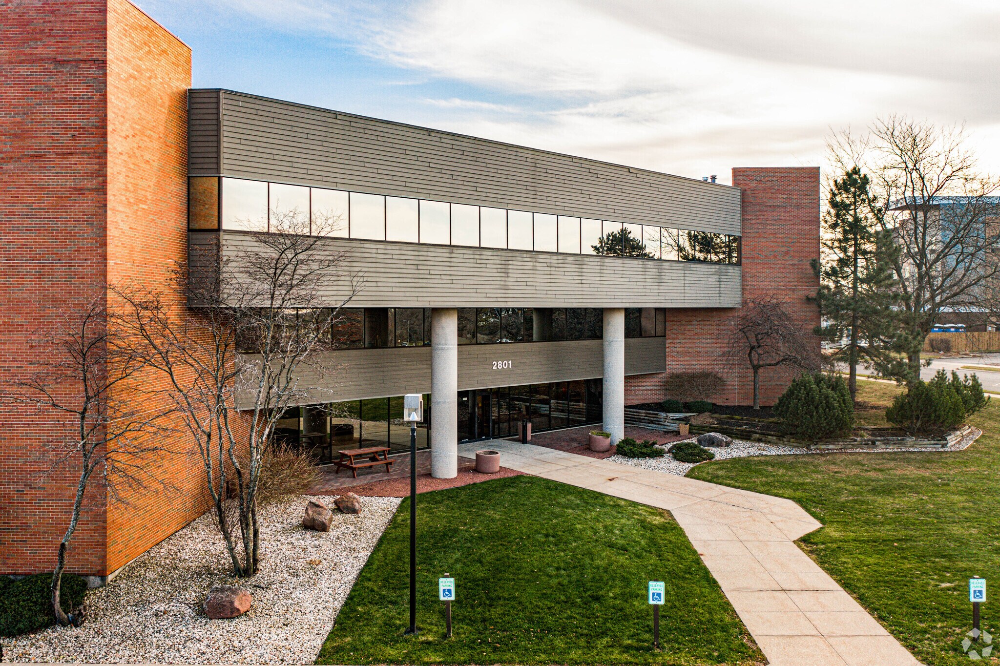 2801 Coho St, Madison, WI for sale Primary Photo- Image 1 of 1