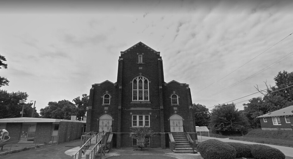 Historic St. Paul's Church portfolio of 3 properties for sale on LoopNet.co.uk - Building Photo - Image 1 of 1