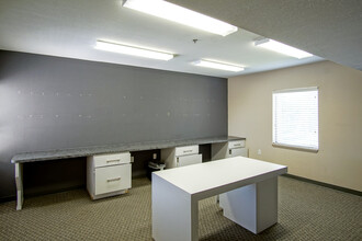 924 N Magnolia Ave, Orlando, FL for rent Building Photo- Image 1 of 1