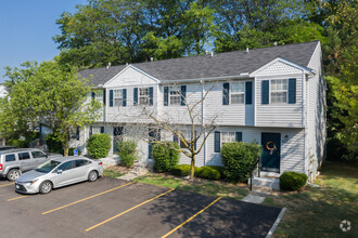 5987 Thunder Hollow Dr, Toledo, OH for sale Primary Photo- Image 1 of 1