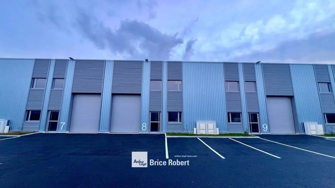 Light Industrial in Saint-Vulbas for sale Building Photo- Image 1 of 6