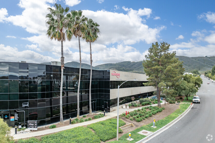 27455 Tierra Alta Way, Temecula, CA for rent - Building Photo - Image 3 of 8