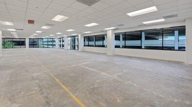 3070 Bristol St, Costa Mesa, CA to rent Interior Photo- Image 1 of 12