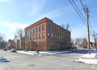 More details for 7 Wells St, Saratoga Springs, NY - Office, Office/Medical for Rent