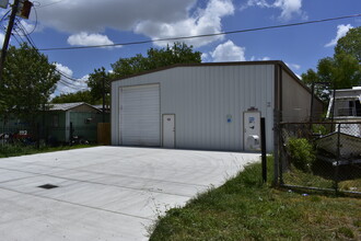 1112 Kentucky Ave, South Houston, TX for rent Building Photo- Image 1 of 15