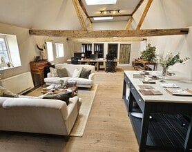 Redbournbury Ln, St Albans to rent Interior Photo- Image 2 of 7