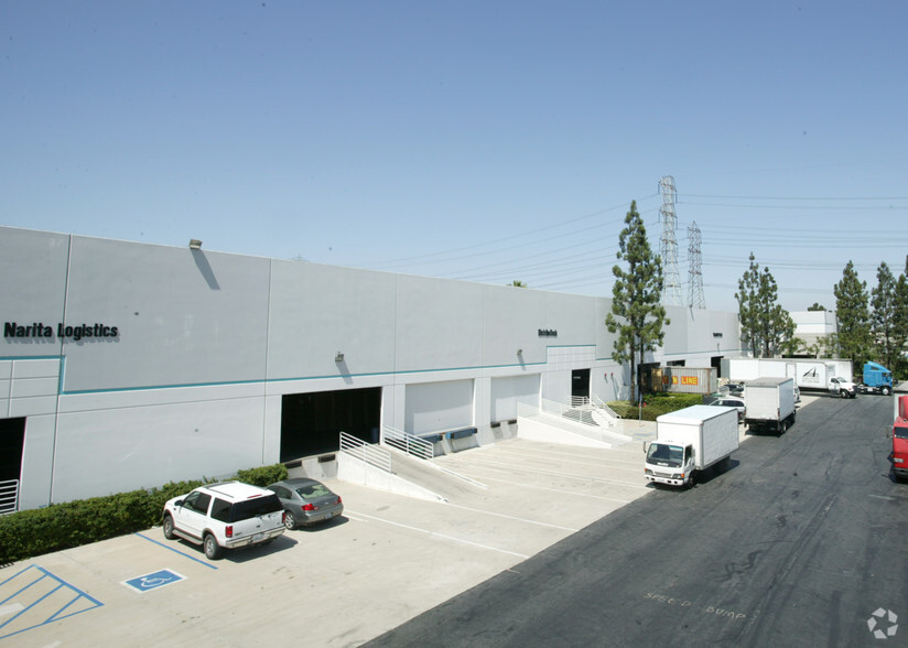 17230-17258 S Main St, Gardena, CA for rent - Building Photo - Image 3 of 5