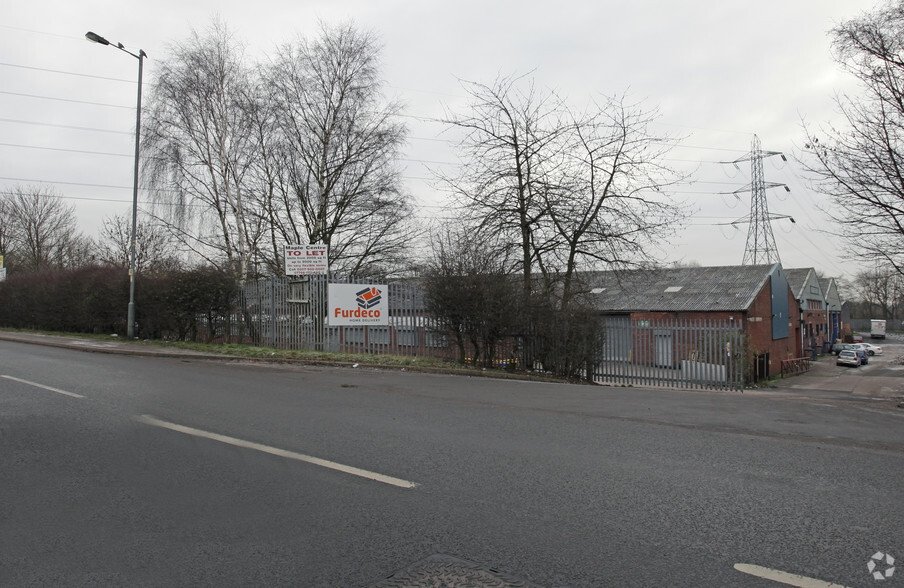 Bull Ln, Wednesbury for rent - Building Photo - Image 2 of 3