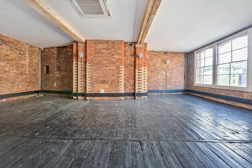 2-4 Old St, London for sale - Interior Photo - Image 1 of 15