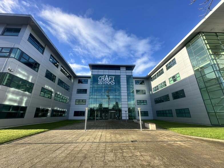 89 Hydepark St, Glasgow to rent - Building Photo - Image 2 of 45