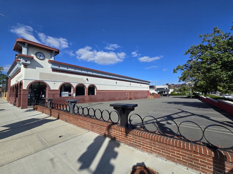 110 Main St, Hackensack, NJ for rent - Building Photo - Image 1 of 6