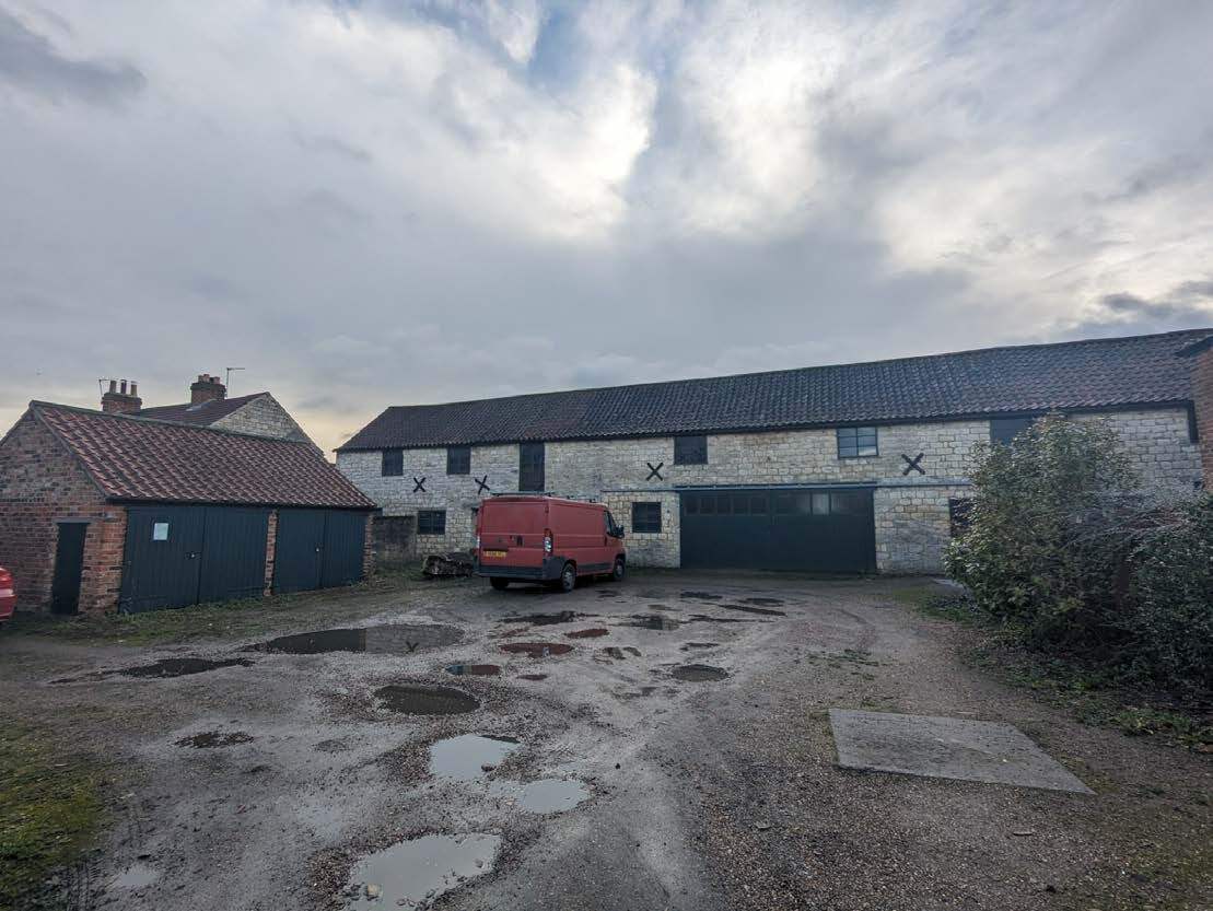 22 York Rd, Tadcaster to rent Primary Photo- Image 1 of 2