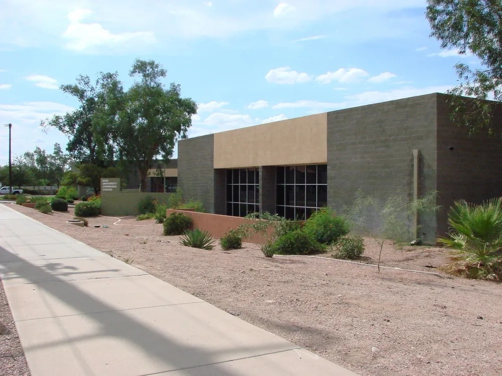 2010 E University Dr, Tempe, AZ to rent Building Photo- Image 1 of 4
