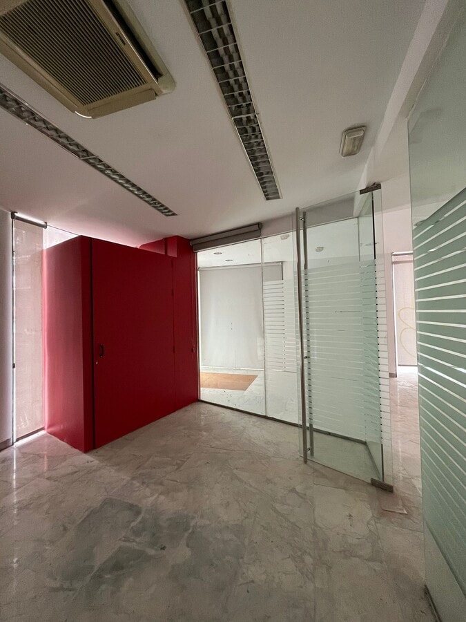 Madrid, MAD 28017 - - - Interior Photo - Image 2 of 15