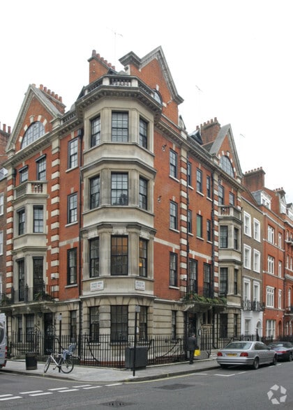 61 Queen Anne St, London for sale - Primary Photo - Image 1 of 1