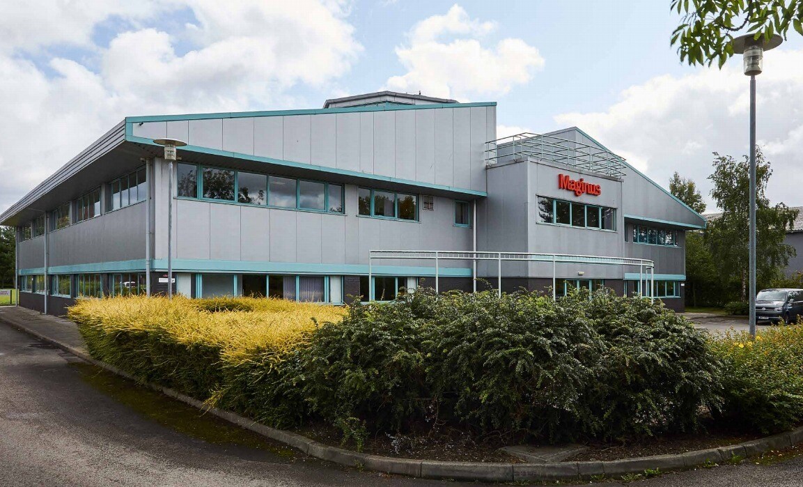 100 Floats Rd, Manchester to rent Building Photo- Image 1 of 4