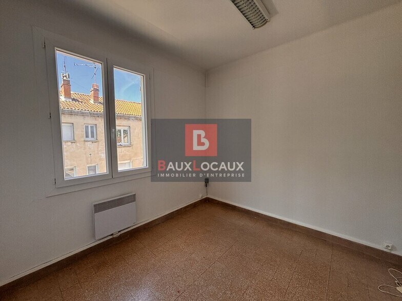 Office in Avignon for sale - Interior Photo - Image 3 of 10