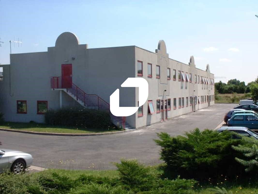Office in Éragny to rent Building Photo- Image 1 of 5