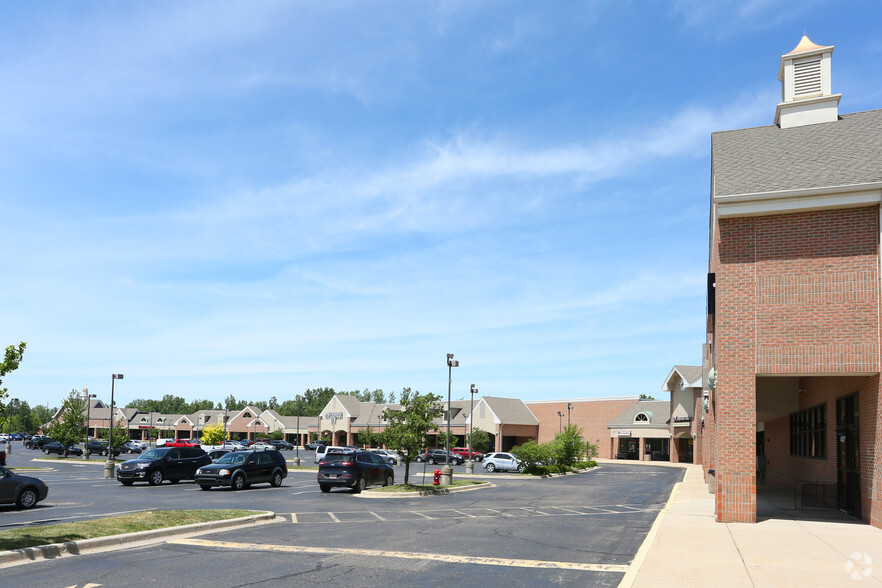 4755-4901 Haggerty Rd, West Bloomfield, MI for rent - Primary Photo - Image 1 of 11