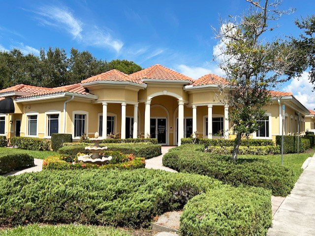 3358 Woods Edge Cir, Bonita Springs, FL for sale - Building Photo - Image 1 of 8