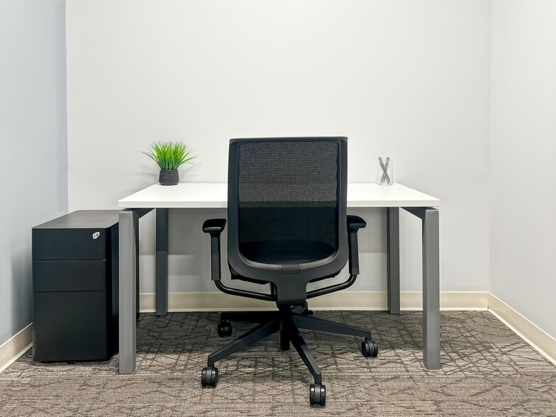 3117 Whiting Ave, Charlotte, NC to rent - Building Photo - Image 1 of 34