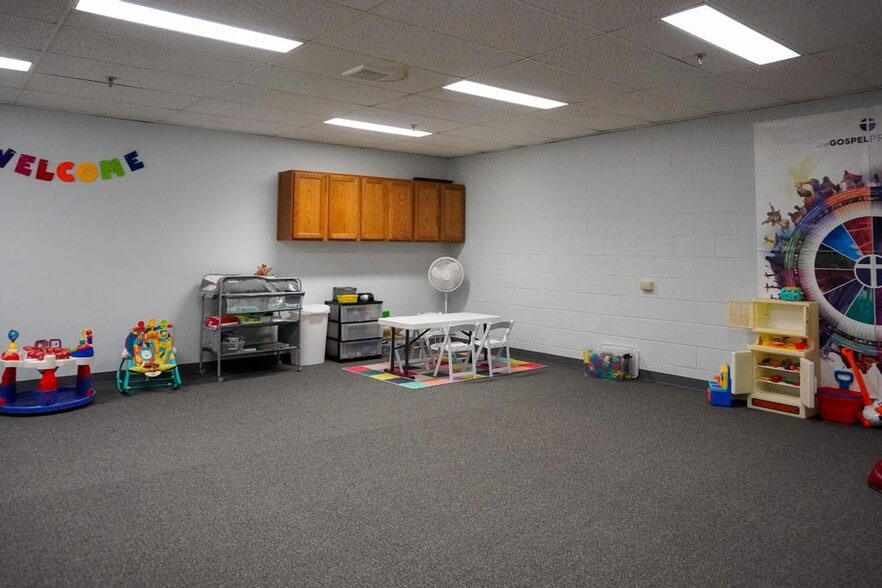 903 Boyce Dr, Rhinelander 54501 Riverview Hall UK