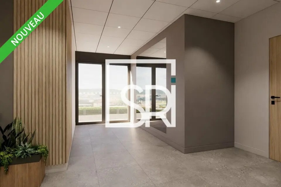 Vente Bureaux 156 m² - Photo 1