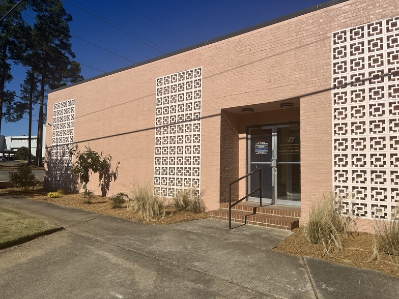 811 N Cobb St, Milledgeville, GA for rent - Building Photo - Image 1 of 7