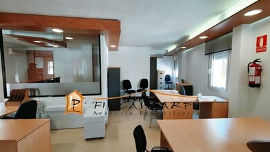 Office in Martorell, Barcelona to rent Interior Photo- Image 1 of 10