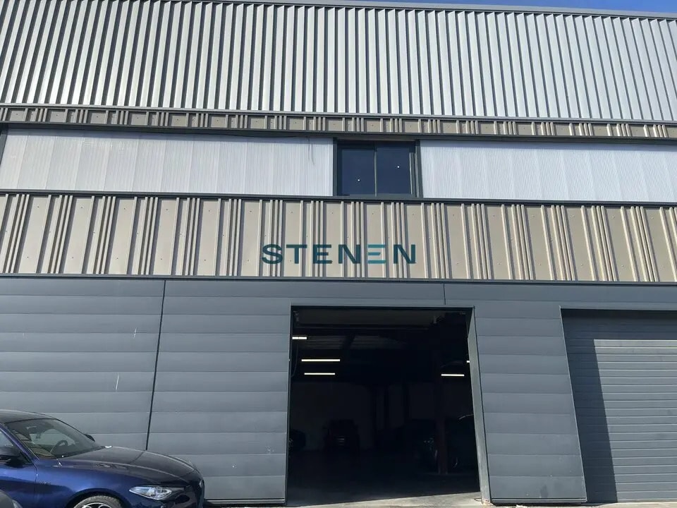 Light Industrial in Marseille to rent Building Photo- Image 1 of 6