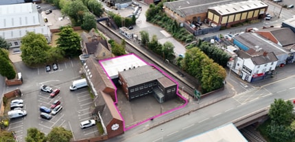 80-82 Dudley Rd, Stourbridge to rent Building Photo- Image 1 of 5