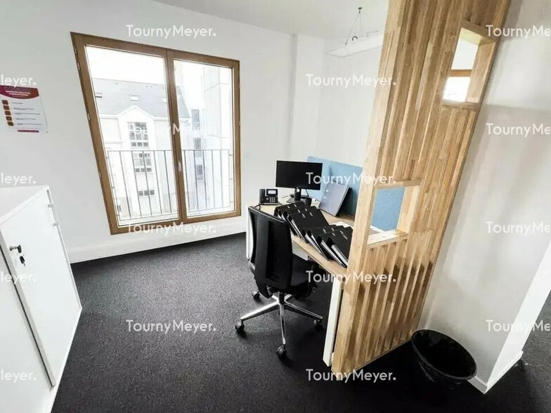 Office in Nantes to rent - Building Photo - Image 3 of 10