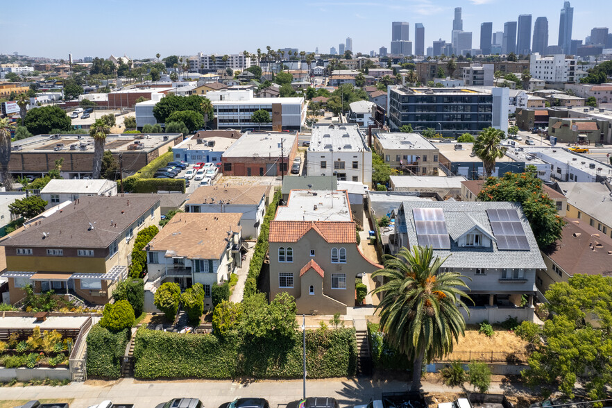 210 S Lake St, Los Angeles, CA for sale - Primary Photo - Image 1 of 1