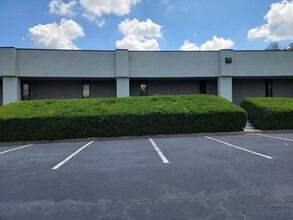 3455 N Desert Dr, East Point, GA for rent Building Photo- Image 1 of 3