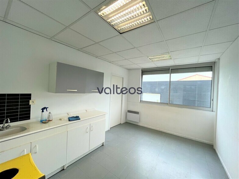 9 Rue De Vidailhan, Balma to rent - Interior Photo - Image 3 of 11